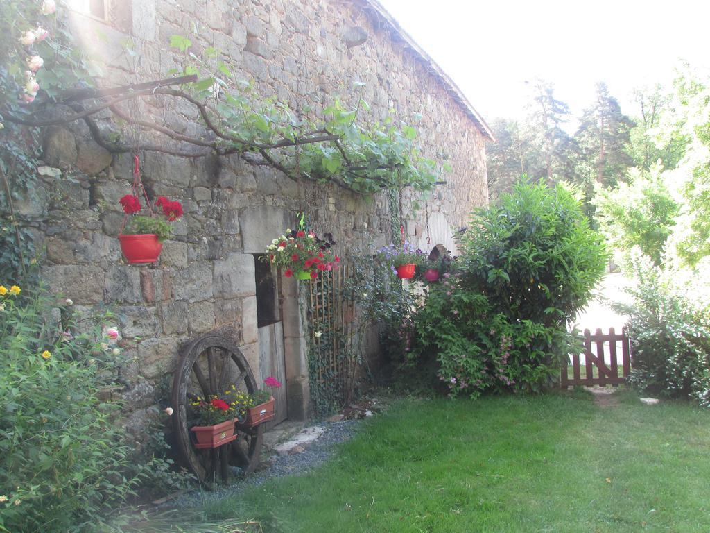 Lacapelle-Marival Ecuries De Saint Maurice- Maison D'Hotes De Gondou المظهر الخارجي الصورة