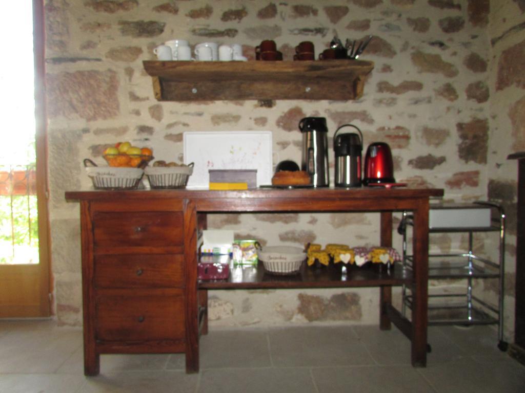 Lacapelle-Marival Ecuries De Saint Maurice- Maison D'Hotes De Gondou المظهر الخارجي الصورة
