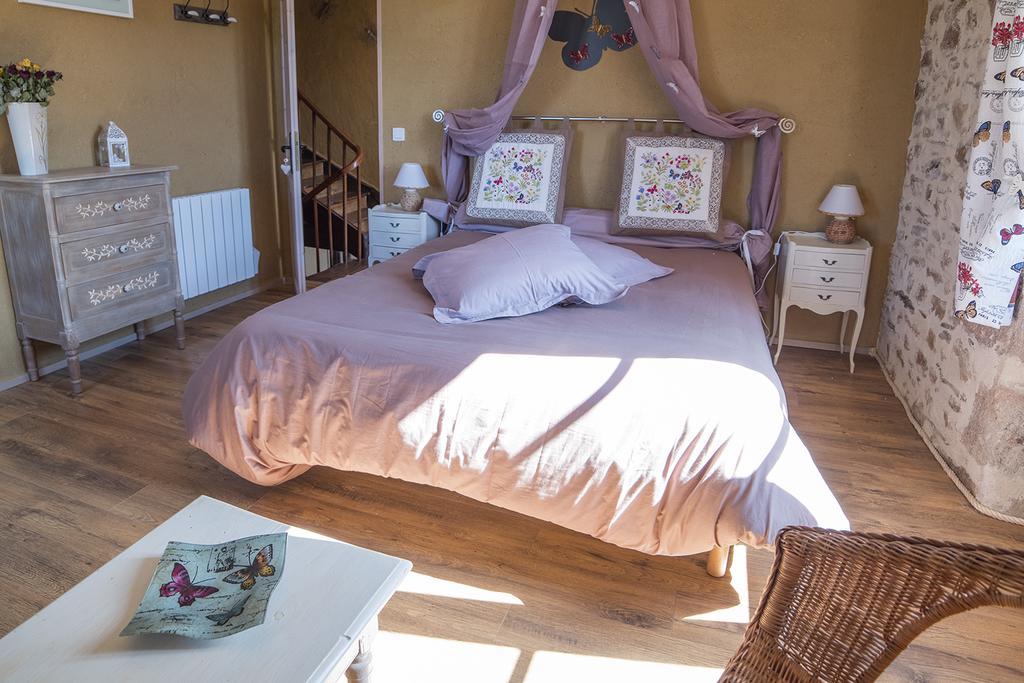 Lacapelle-Marival Ecuries De Saint Maurice- Maison D'Hotes De Gondou المظهر الخارجي الصورة