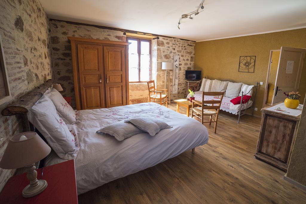 Lacapelle-Marival Ecuries De Saint Maurice- Maison D'Hotes De Gondou المظهر الخارجي الصورة